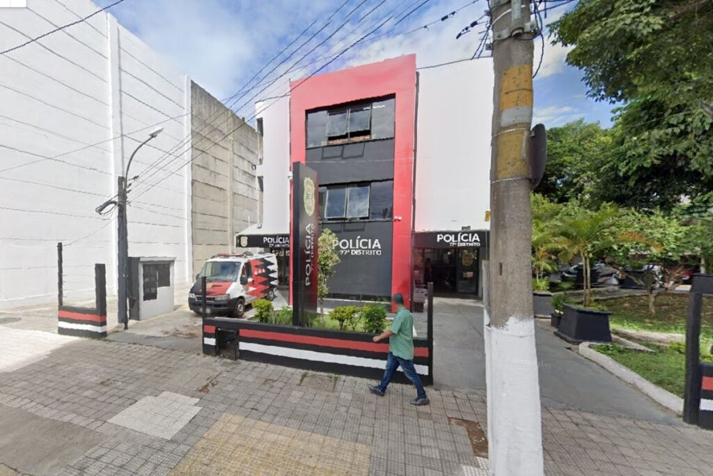 jovem-rastreia-celular-roubado-e-policia-“orienta”-que-ele-va-ao-local