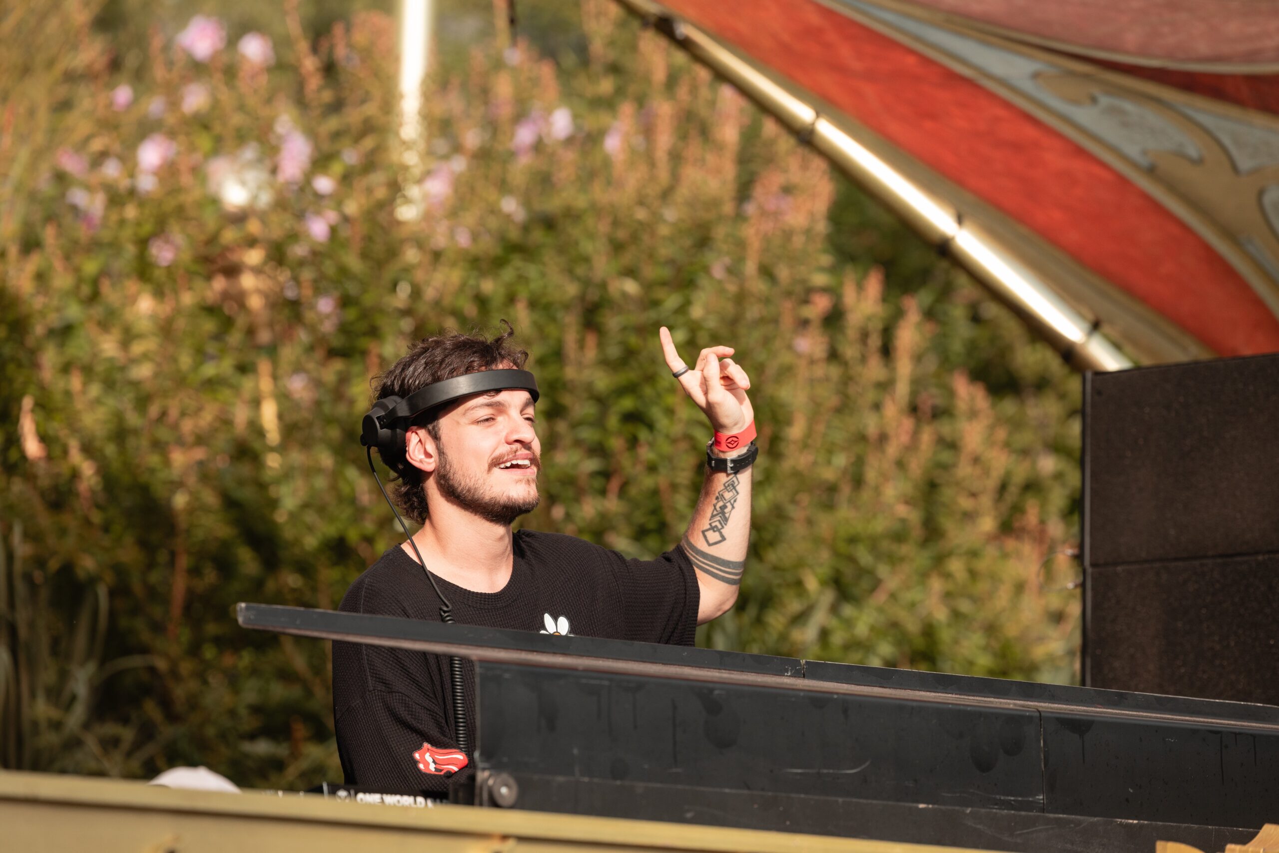 Tomorrowland Brasil 2025 estreia o palco Crystal Garden; confira o line-up