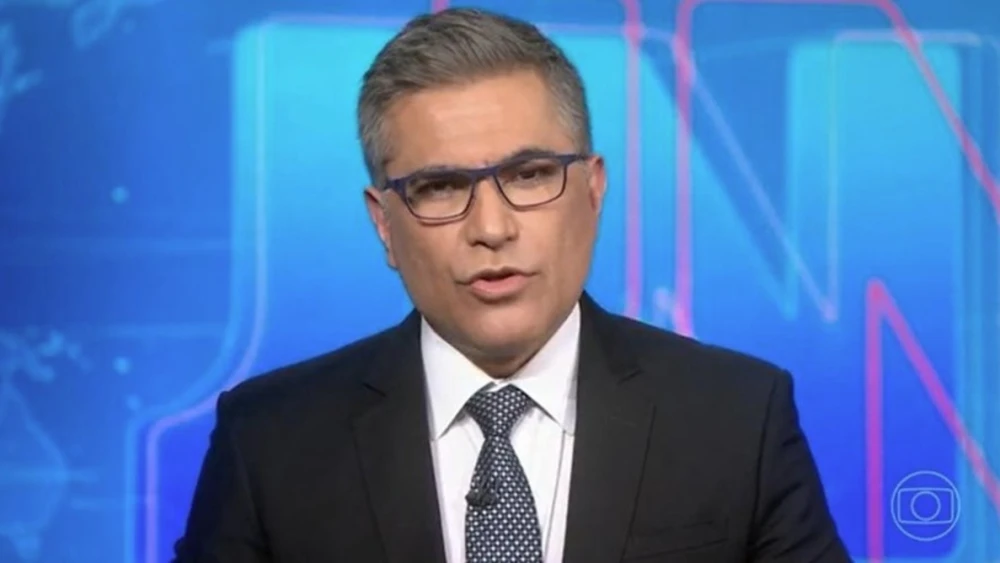 william-bonner-deixa-temporariamente-bancada-do-“jornal-nacional”-e-explica-motivo