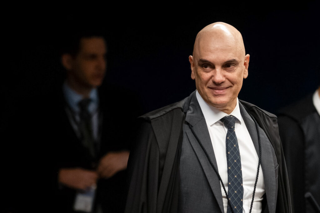 moraes-concentra-quase-100%-dos-mandados-de-prisao-em aberto do stf