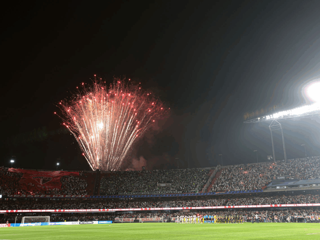 nos-penaltis,-sao-paulo-vence-e-avanca-as-quartas-da-libertadores