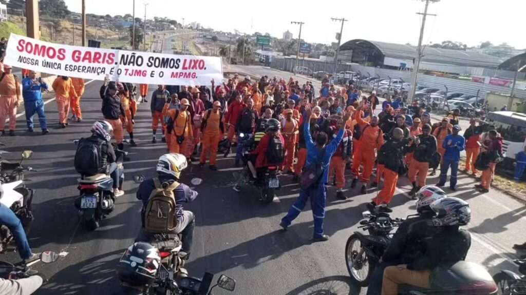 garis-protestam-apos-confissao-de-empresario-em-mg:-“nao-somos-lixo”