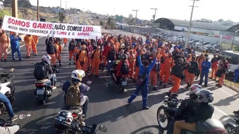garis-protestam-apos-confissao-de-empresario-em-mg:-“nao-somos-lixo”