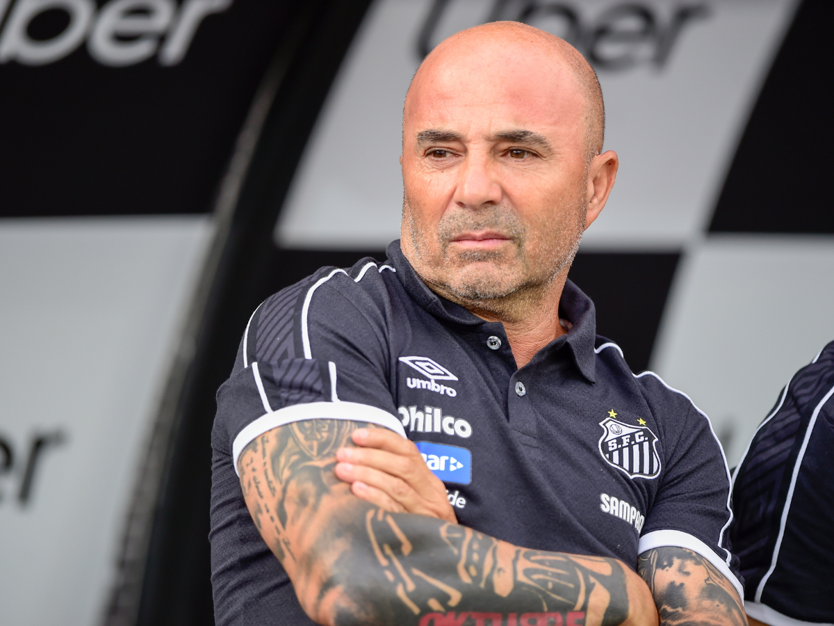 Santos descarta Sampaoli e negocia com Vojvoda para assumir o clube, afirma jornalista