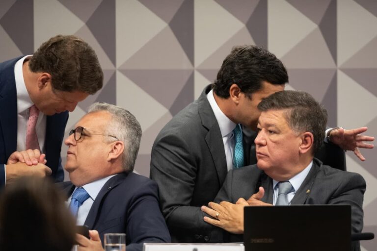 senador-do-df-protocola-convocacao-de-irmao-de-lula-para-cpmi