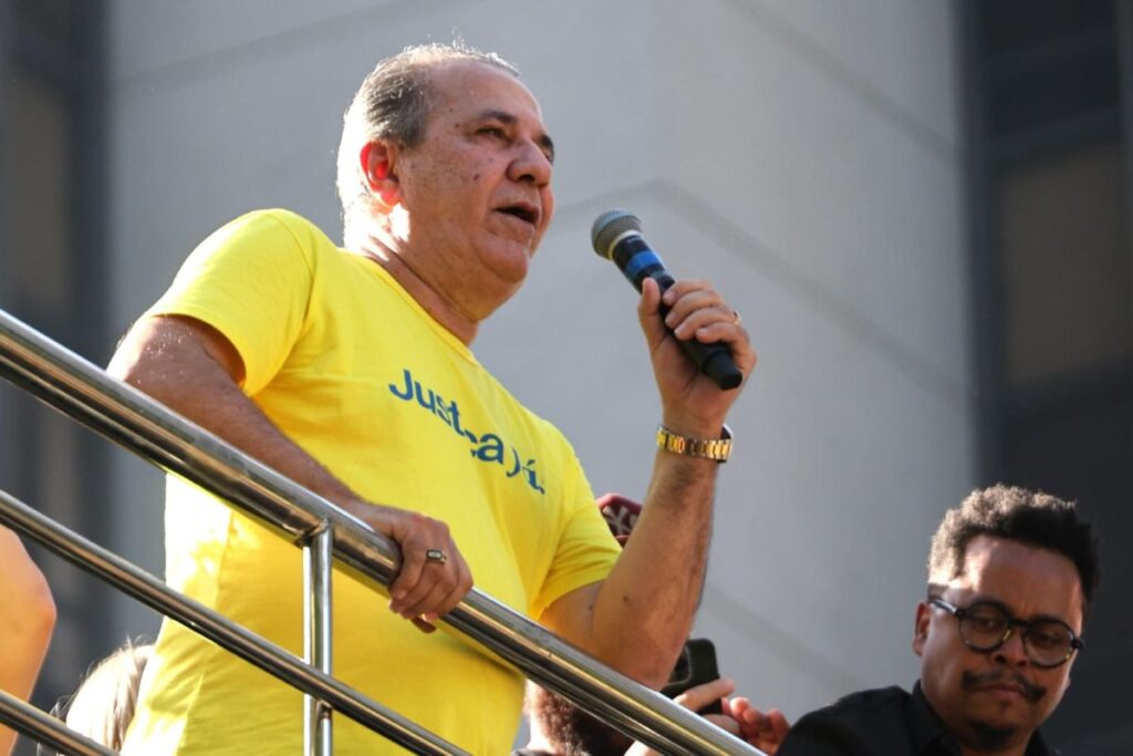 moraes-manda-cancelar-passaporte-de-malafaia-e-o-impede-de-falar-com-bolsonaro