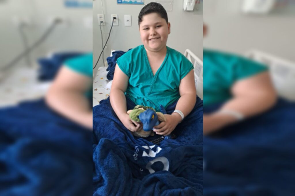crianca-esta-internada-ha-150-dias-a-espera-de-aparelho-para-respirar