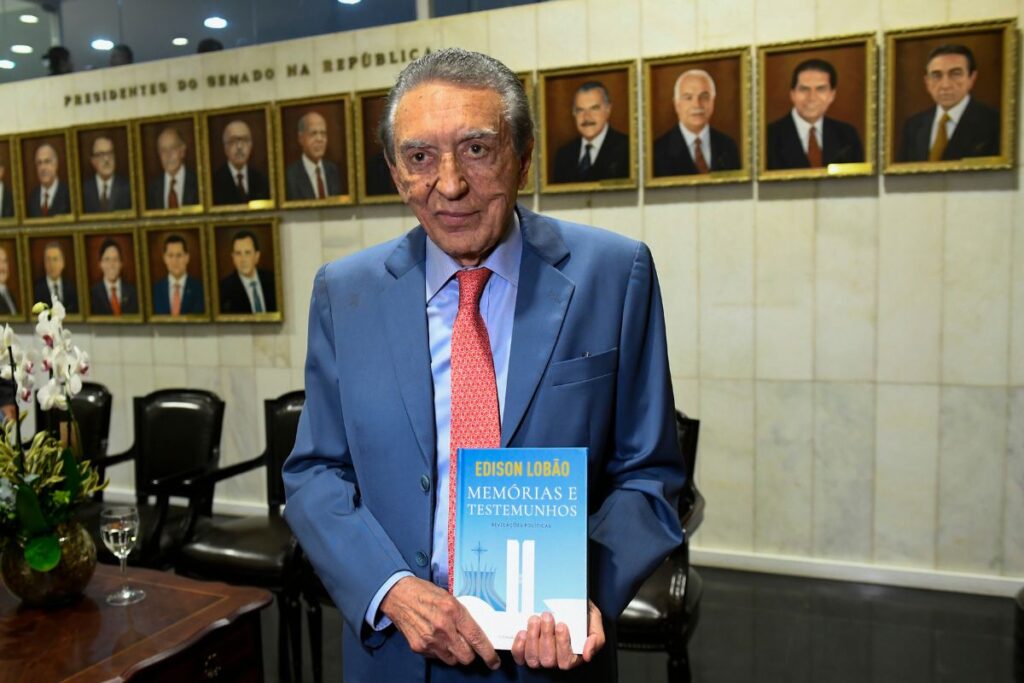 edson-lobao-lanca-livro-com-revelacoes-politicas-que-vao-de-jk-a-dilma