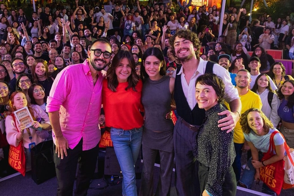 “e-como-no-livro.-forte-e-tenso”,-garante-raphael-montes-sobre-a-serie-dias-perfeitos