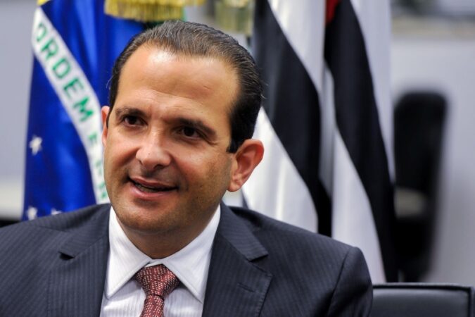 video:-prefeito-agride-jornalista,-e-caso-chega-ao-mp