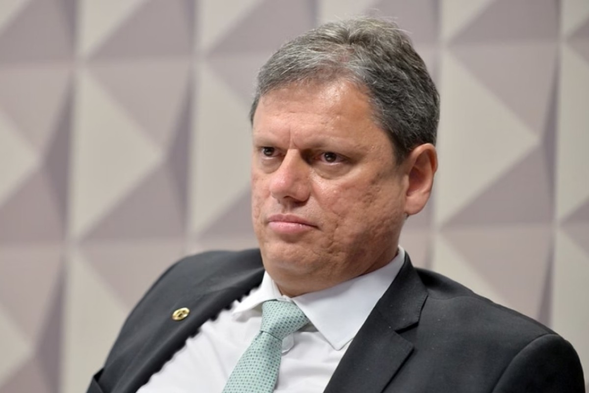 Tarcísio intensifica idas a Brasília em meio a especulações sobre 2026