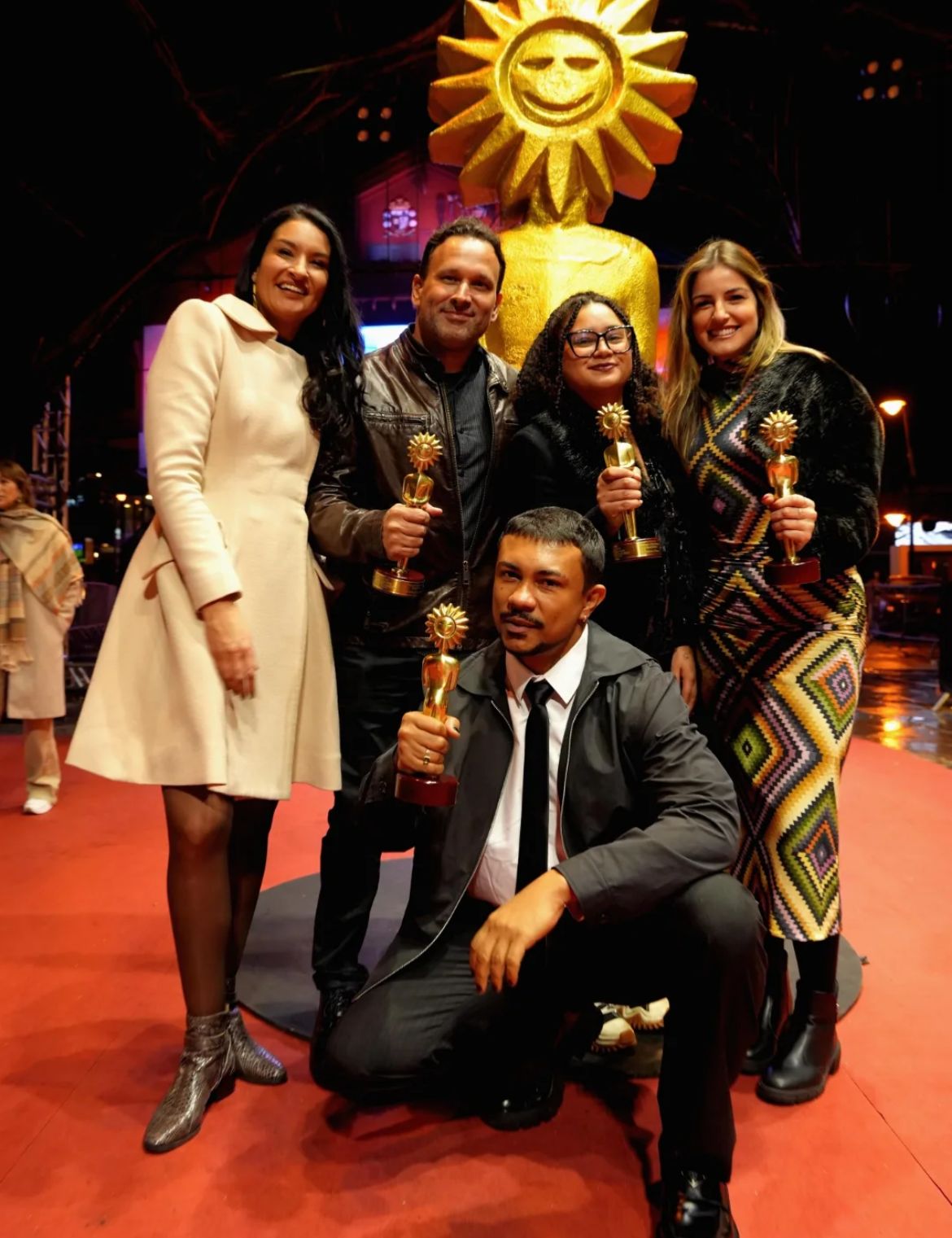 Xamã vence prêmio de Melhor Ator Coadjuvante no Festival de Gramado