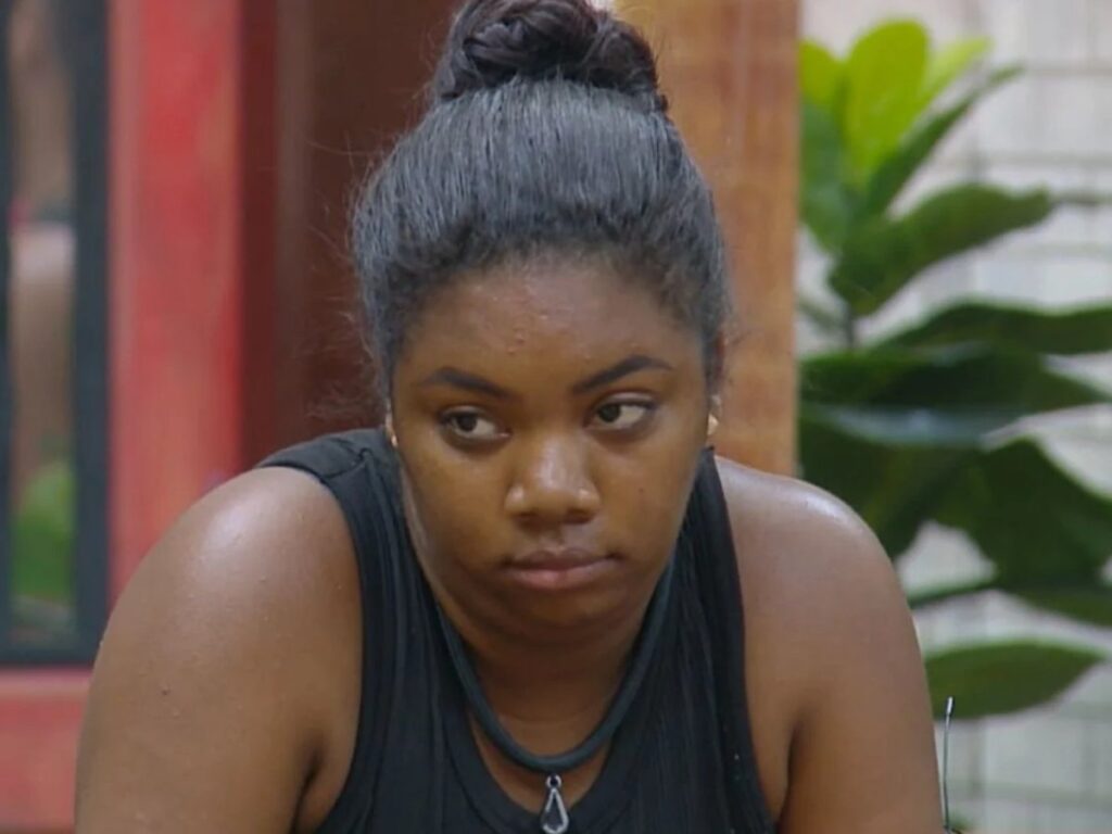 raquel-brito-se-pronuncia-apos-ida-a-delegacia:-“ninguem-quer-passar-por-isso”