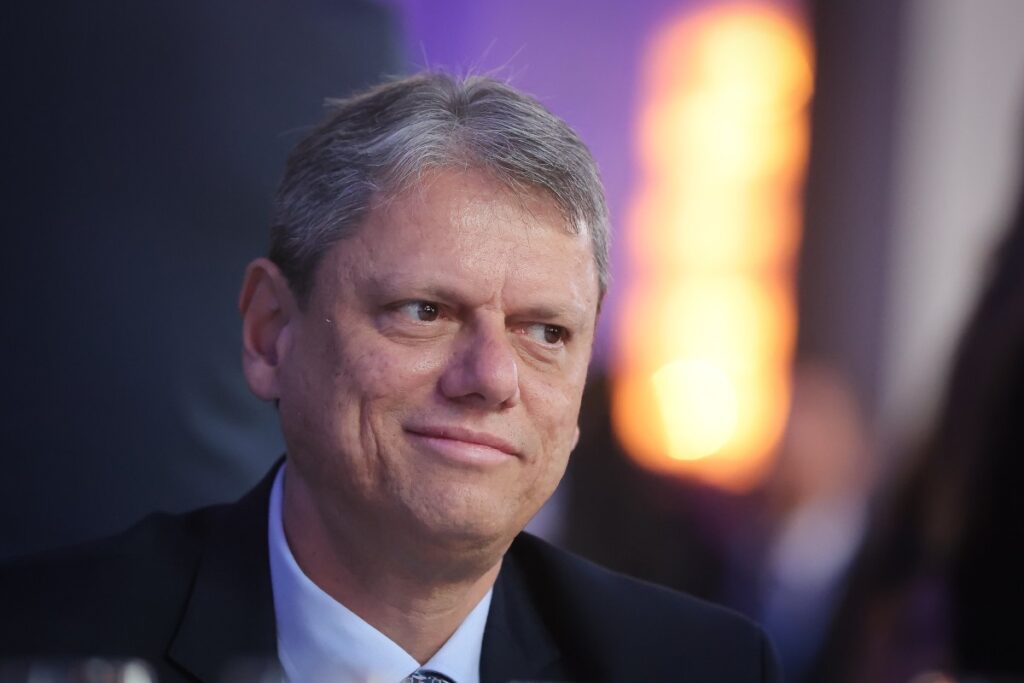 marcos-pereira-tieta-tarcisio-sobre-candidatura-em-2026:-“quem-sabe?”