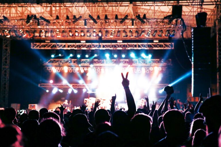 direitos-autorais:-regularizacao-em-festas-fortalece-eventos-e-estados