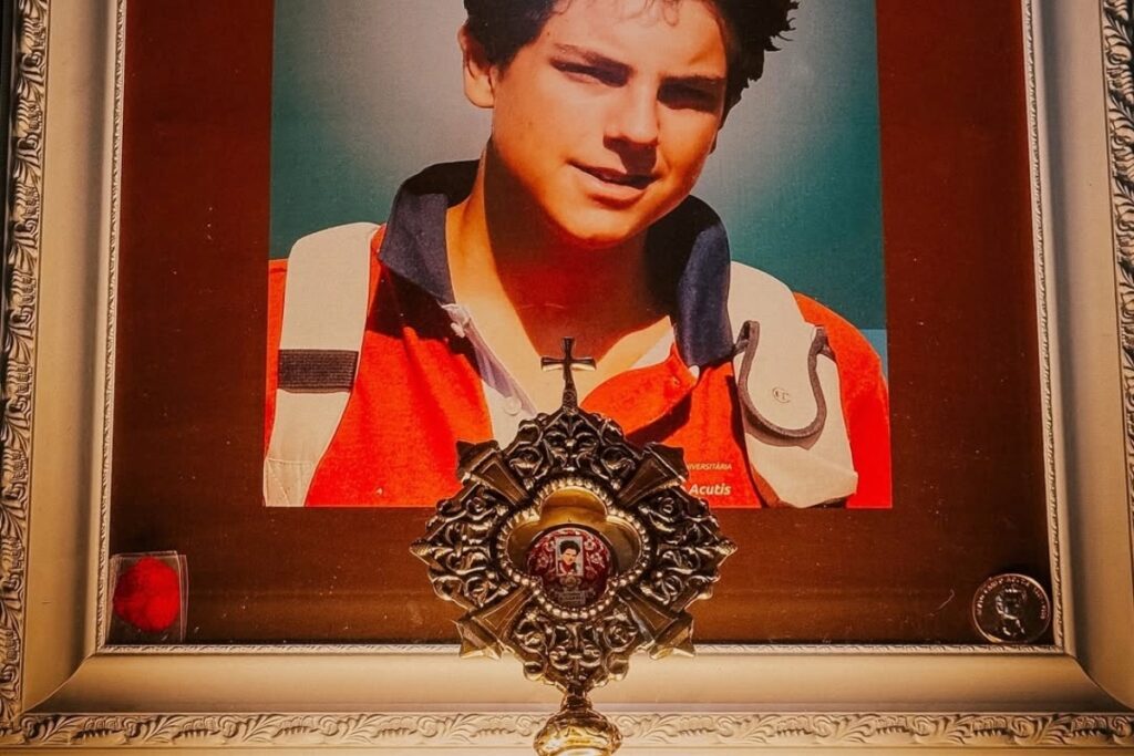 canonizacao-de-carlo-acutis-e-celebrada-em-paroquia-dedicada-ao-beato