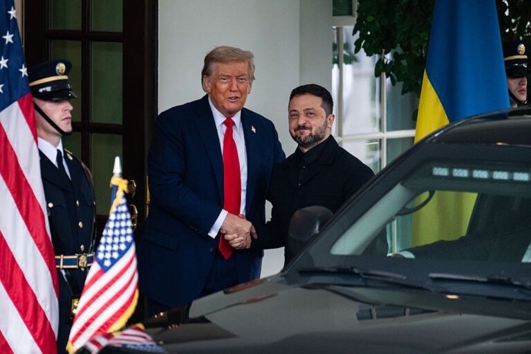 trump-diz-que-eua-nao-financiam-mais-a-ucrania:-“so-vendemos-armas”