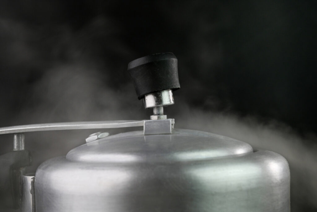 acidente:-panela-de-pressao-explode-e-homem-fica-em-estado-gravissimo