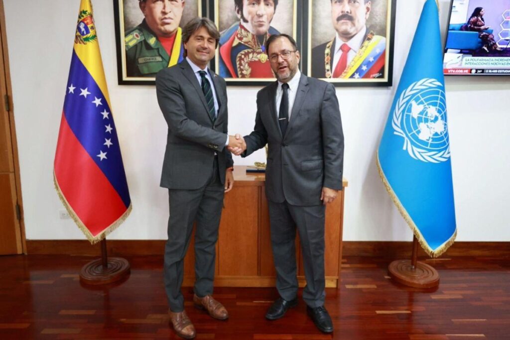 venezuela-diz-que-eua-ameacam-paz-com-navios-e-pede-apoio-a-onu