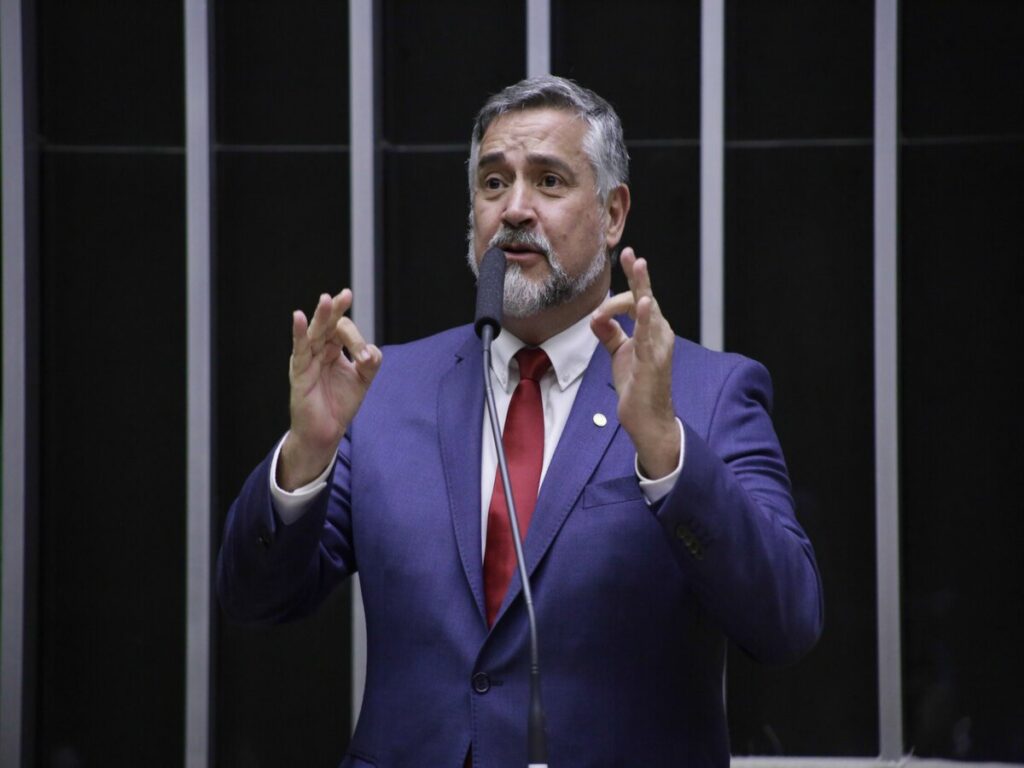 cpmi-do-inss:-paulo-pimenta-sugere-esforco-para-punir-quem-“meteu-a-mao”-nos-aposentados