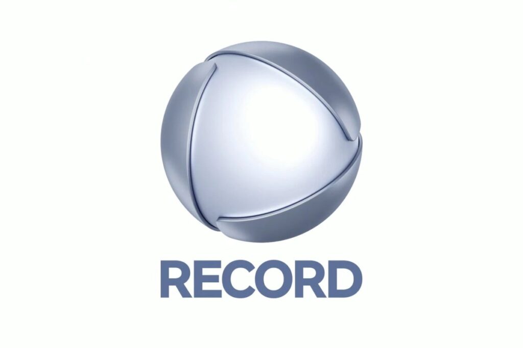 calcinha-misteriosa-surge-em-banheiro-masculino-da-record-e-causa-aue