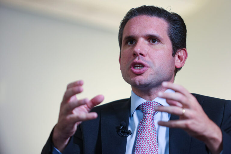 motta-lamenta-resistencia-dos-eua:-“nao-tem-como-dialogar-sozinho”