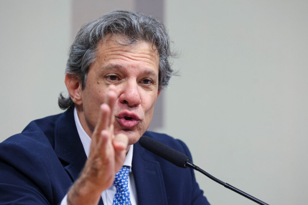 haddad-diz-que-comunicou-o-pt-que-nao-quer-ser-candidato-em-2026