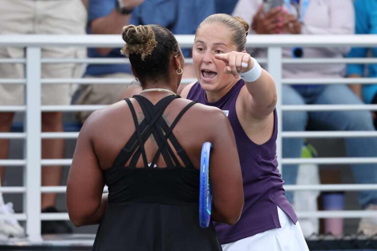 video:-tenistas-discutem-em-quadra-apos-partida-do-us-open