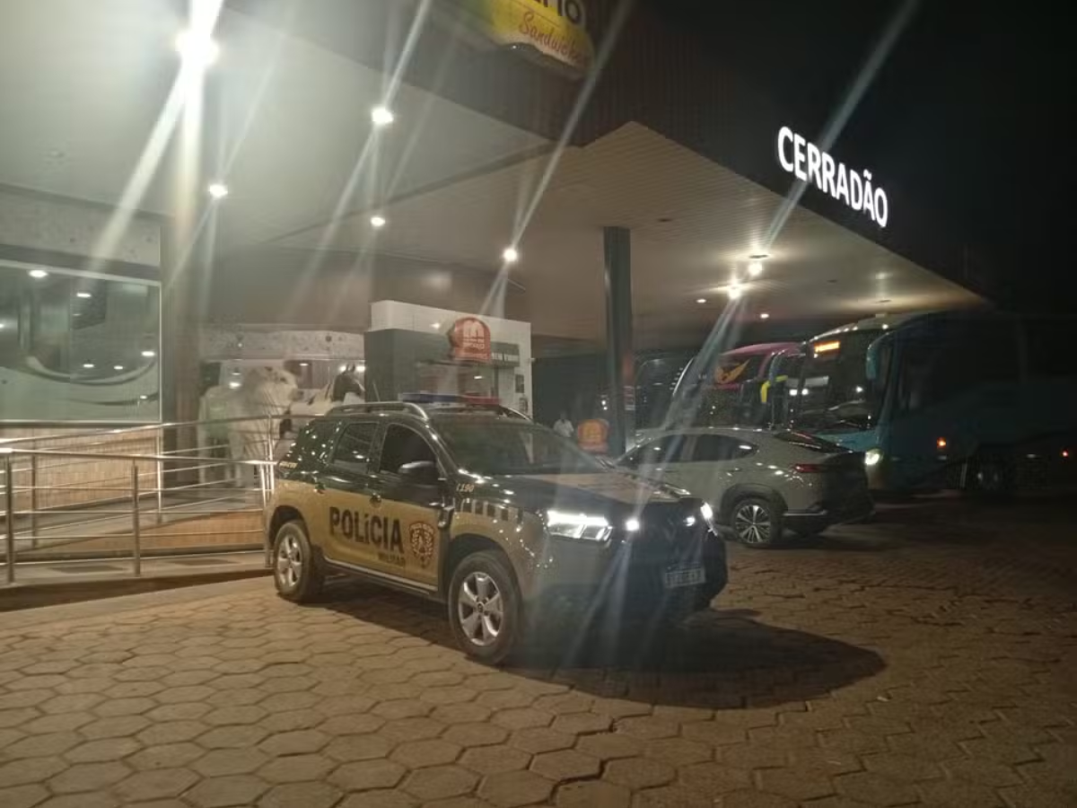 Vítima de sequestro e estupro consegue escapar de agressor ao ver viatura da PM