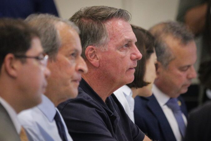 valdemar-leva-pesquisa-detalhada-para-bolsonaro-na-prisao
