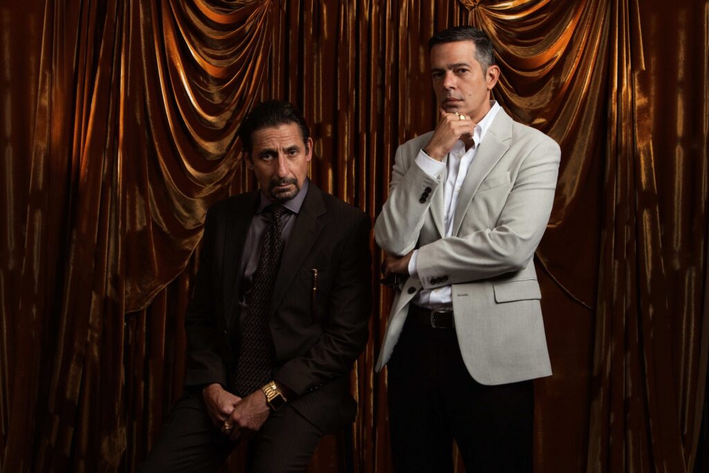 netflix-divulga-primeiras-imagens-de-“os-donos-do-jogo”,-com-juliana-paes-e-xama