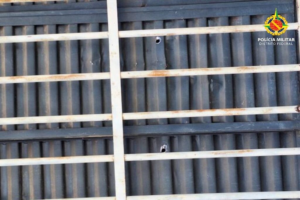 homem-atira-contra-casa-com-mulher-e-2-criancas-e-e-preso-no-df