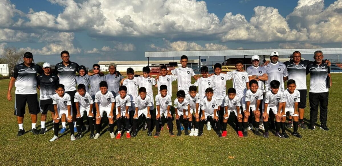 Atletas mirins de Sena Madureira se destacam em vitória do Botafogo Academy no sub-11