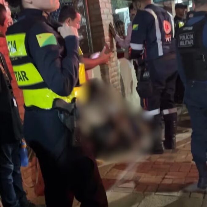 Mulher dá à luz durante a Expoacre em Rio Branco