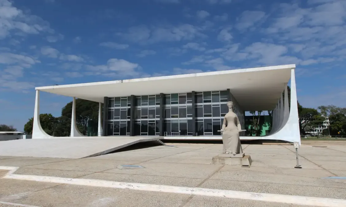 STF retoma sessões e deve se manifestar em apoio a Moraes após sanções dos EUA
