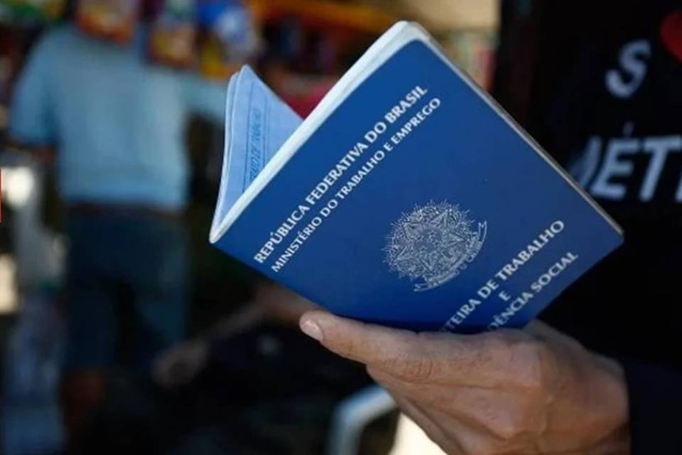 df-inicia-mes-com-785-vagas-disponiveis-e-salarios-de-ate-r$-4,5-mil