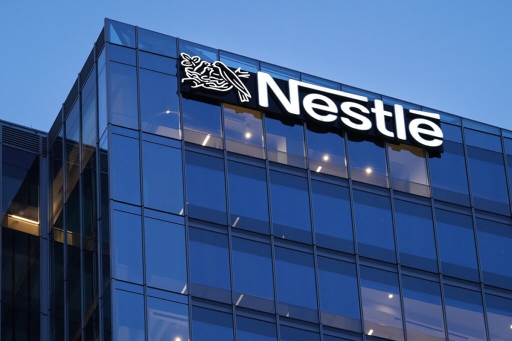 nestle-demite-ceo-flagrado-em-relacionamento-secreto-com-funcionaria