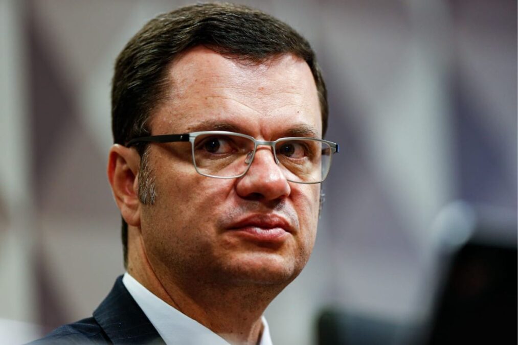 Moraes autoriza defesa de Anderson Torres a usar slides em julgamento