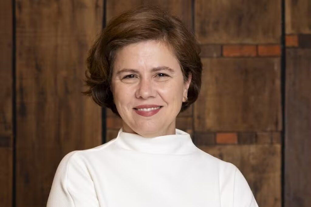 quem-e-cristiana-sousa-cruz,-substituta-de-william-bonner-no-jn