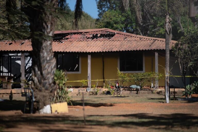 internos-trancados-e-trabalho-forcado.-veja-relatos-de-clinica-clandestina