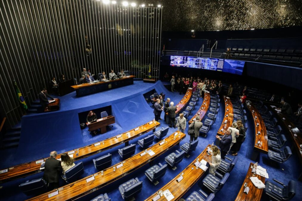 Sem acordo, mudanças na Lei da Ficha Limpa voltam à pauta do Senado