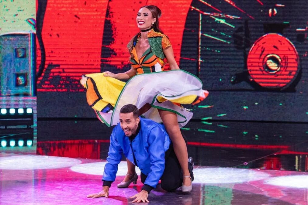 Nicole Bahls celebra evolução na “Dança dos Famosos” e fala de amizade com Fê Paes Leme