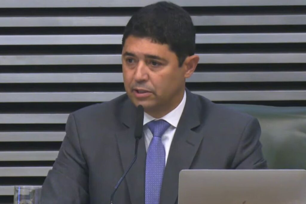 nome-de-tarcisio-ao-tce-reage-sobre-reuniao-com-“dinamica-golpista”