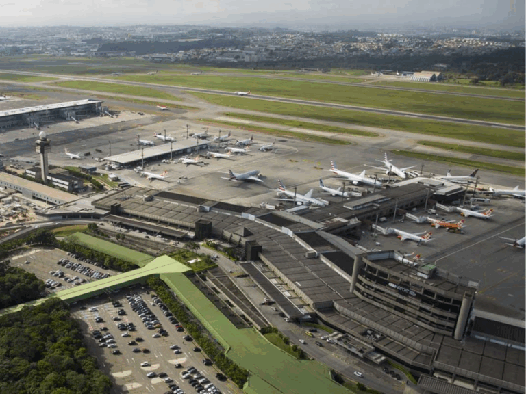 aeroporto-internacional-de-guarulhos-enfrenta-falta-de-luz-nesta-quarta-feira