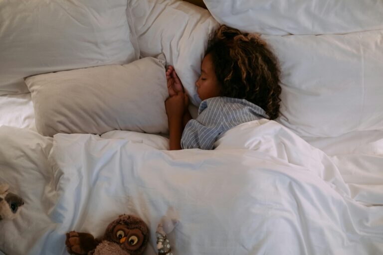 medica-chama-atencao-para-crise-do-sono-infantil-e-efeitos-na-saude-das-criancas