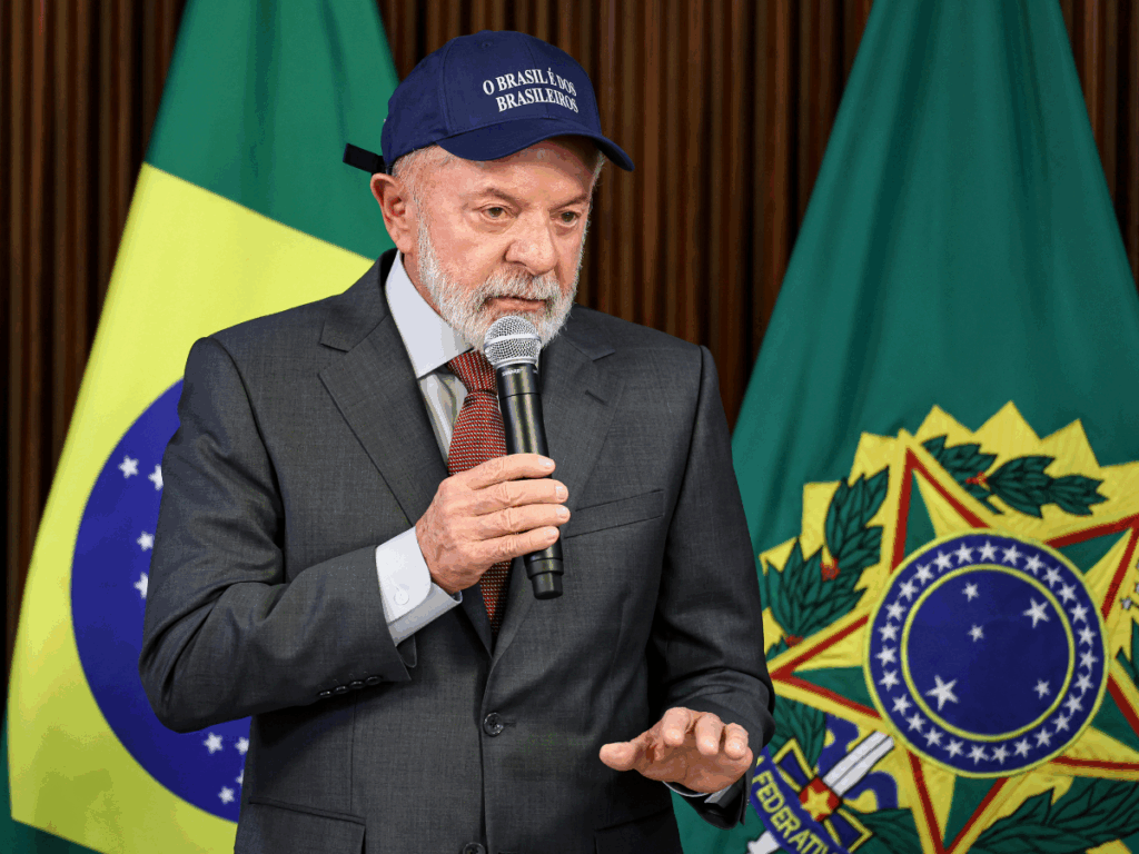 lula-critica-projeto-de-anistia:-“se-for-votar-no-congresso,-nos-corremos-o-risco”