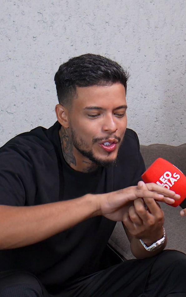 felipe-amorim-se-derrete-por-duda-kropf-e-diz-que-oficializou-namoro-com-alianca