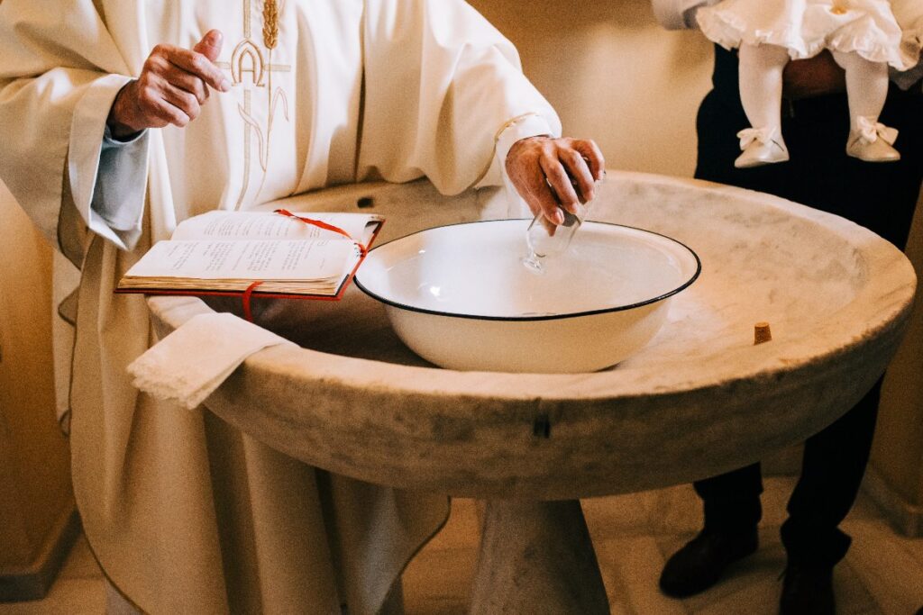 crianca-e-batizada-sem-aprovacao-do-pai,-e-caso-pode-parar-no-vaticano