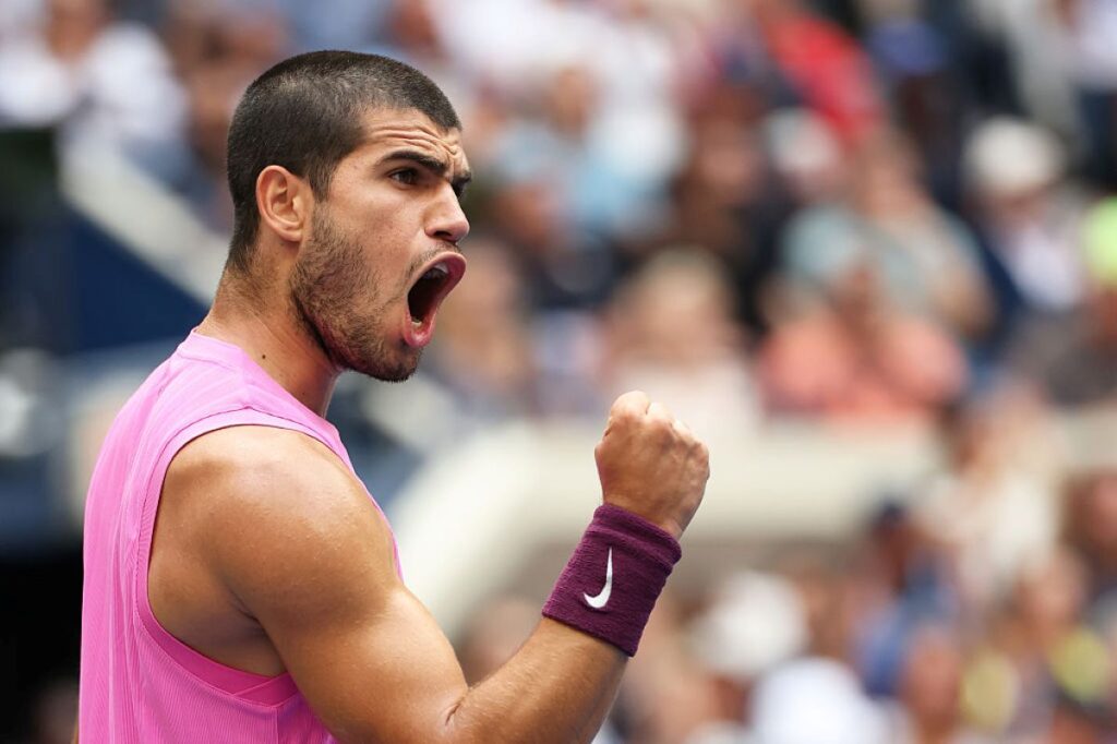 carlos-alcaraz-vence-djokovic-e-garante-vaga-na-final-do-us-open