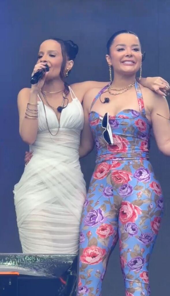no-palco,-maiara-sai-em-defesa-da-irma-e-pede-palmas-para-maraisa:-“sou-louca-por-ela”